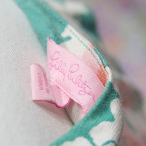 Casual Lilly Pulitzer Dress - Picture 3 of 3